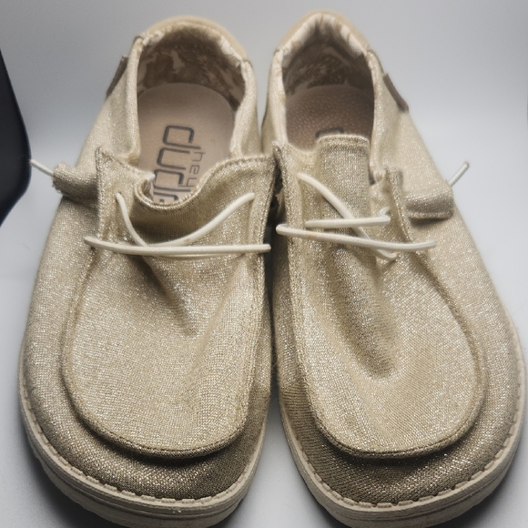 Hey Dude Kids' Gold Moccasins - Picture 1 of 5